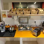 Hotel Brit Porte D'espagne 3*