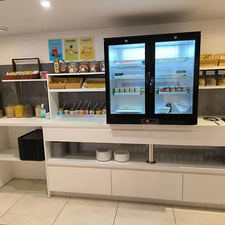 Hotel Brit Porte D'espagne Perpignan