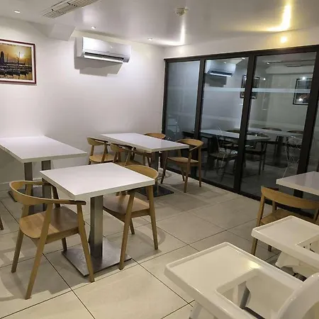 Hotel Brit Porte D'espagne