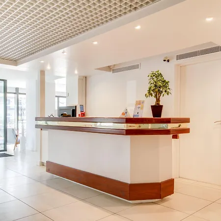 Brit Porte D'espagne 3* ペルピニャン