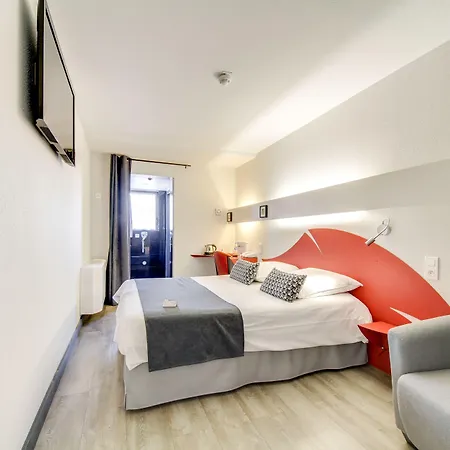 Hotel Brit Porte D'espagne 3*