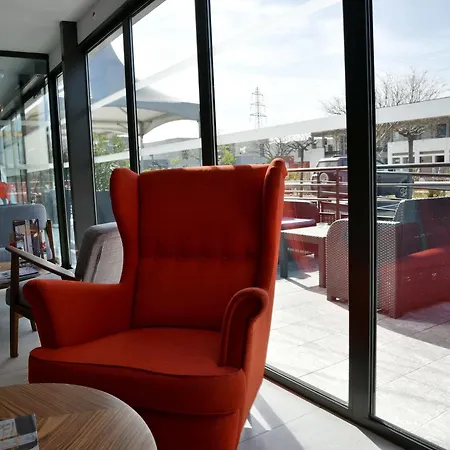 Hotel Brit Porte D'espagne 3*