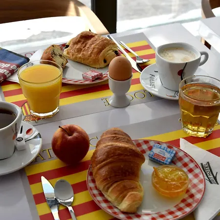 Brit Porte D'espagne 호텔 3*