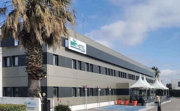 Hotel Brit Porte D'espagne 3*