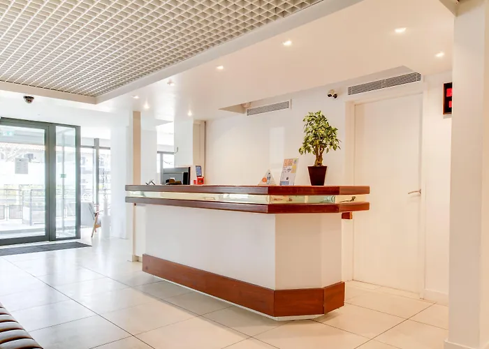 Brit Porte D'espagne 3* Perpiñán