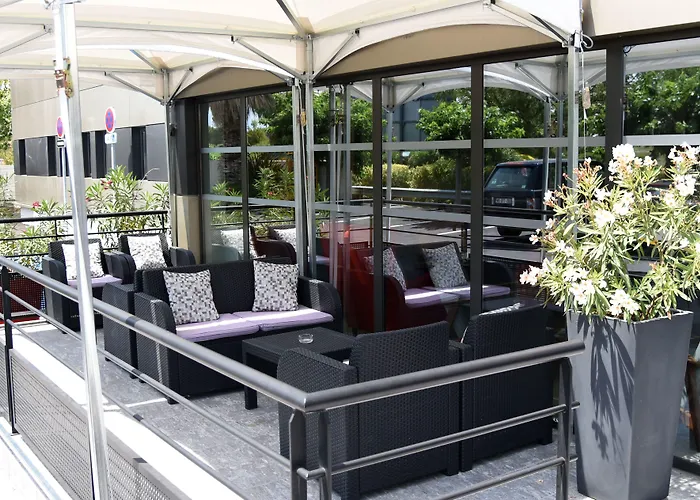 Brit Porte D'espagne Hotel