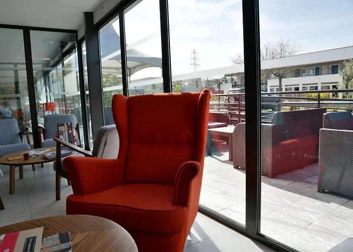 Hotel Brit Porte D'espagne 3*