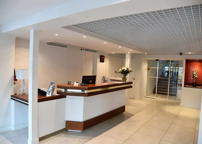 Brit Porte D'espagne Hotel